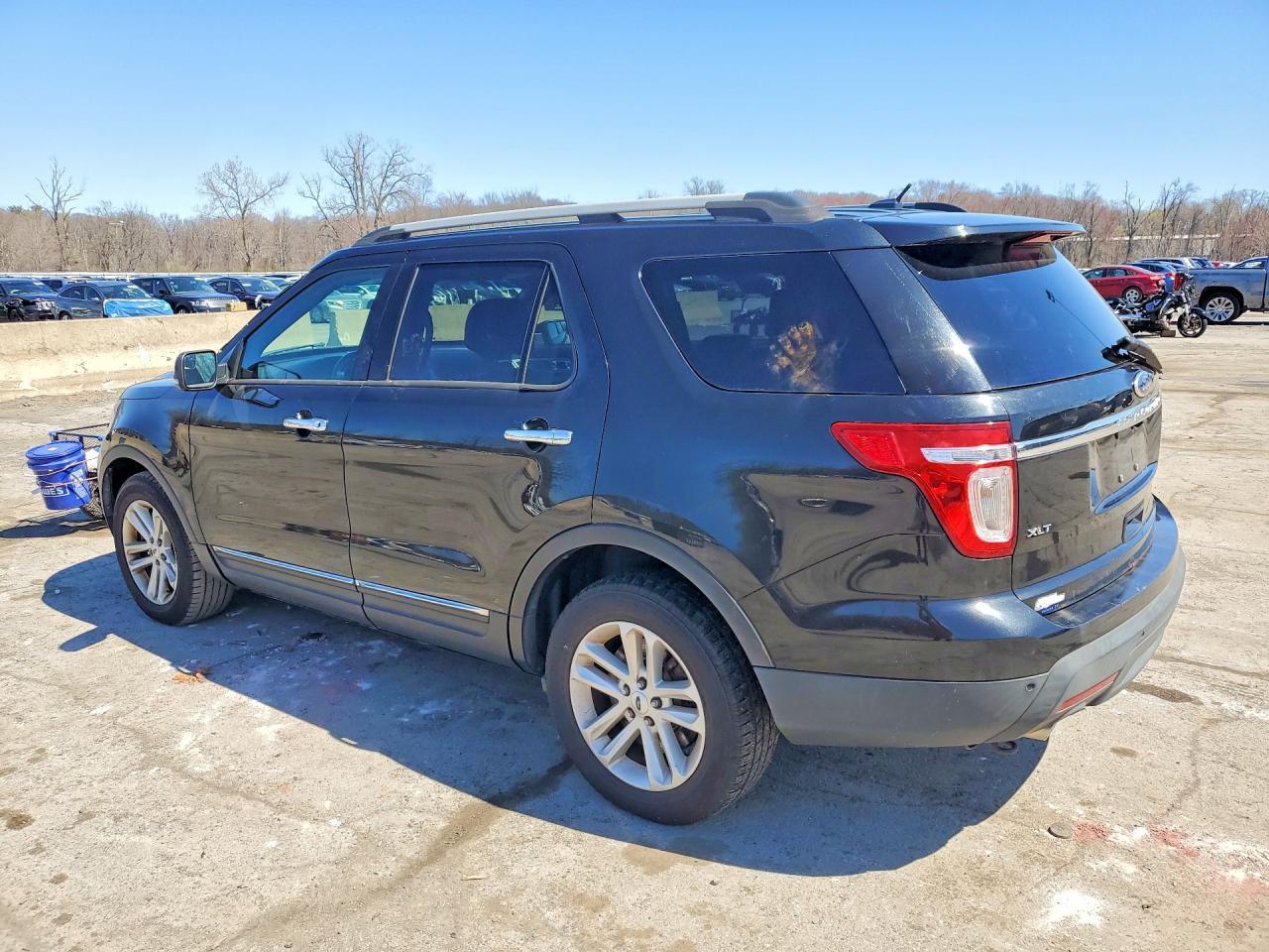 2013 Ford Explorer Xlt - Image 2