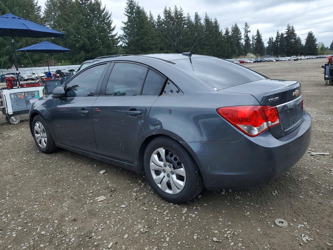 2013 Chevrolet Cruze Ls - Фото 2