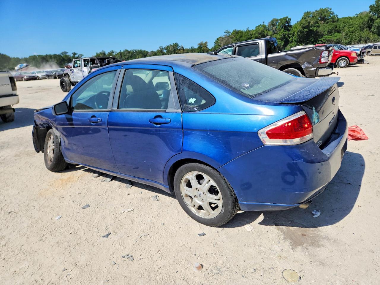 2009 Ford Focus - Image 2