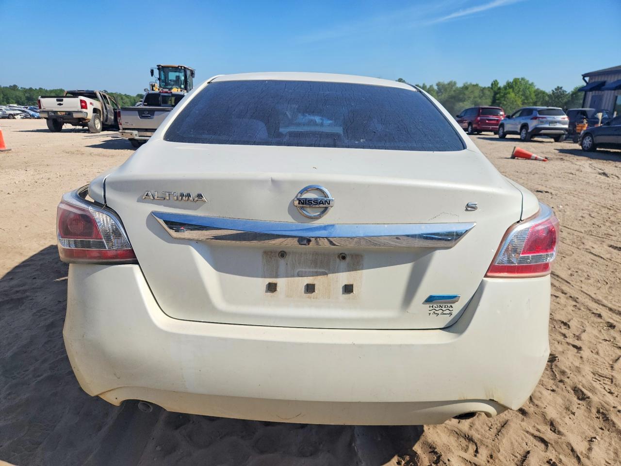 2014 Nissan Altima 2.5 S - Image 6