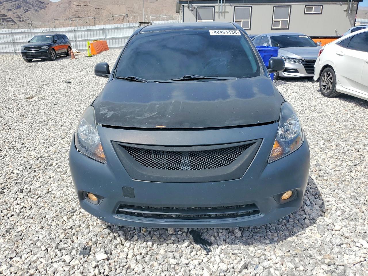 2013 Nissan Versa 1.6 S - Image 5