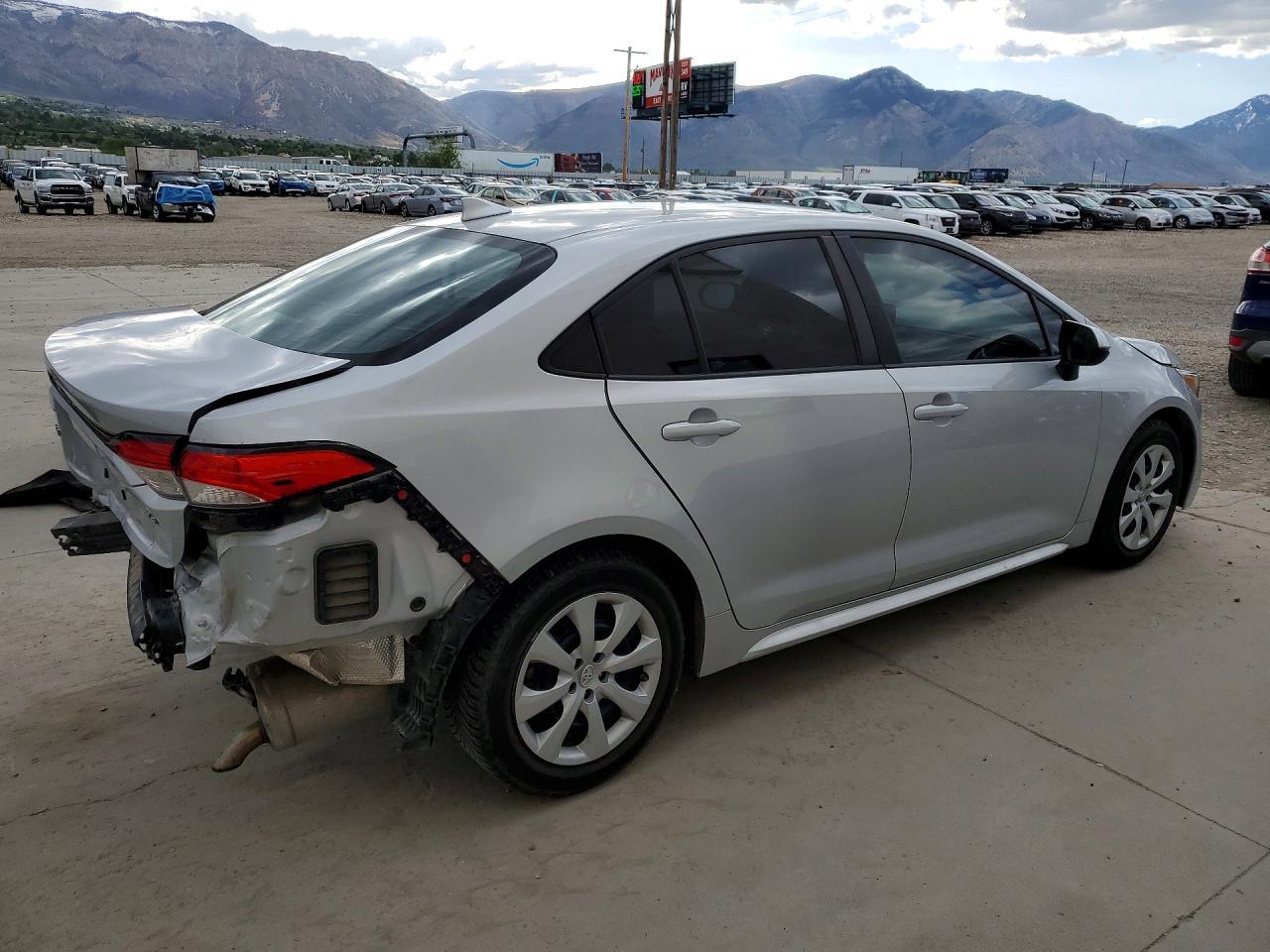 2022 Toyota Corolla Le - Фото 3
