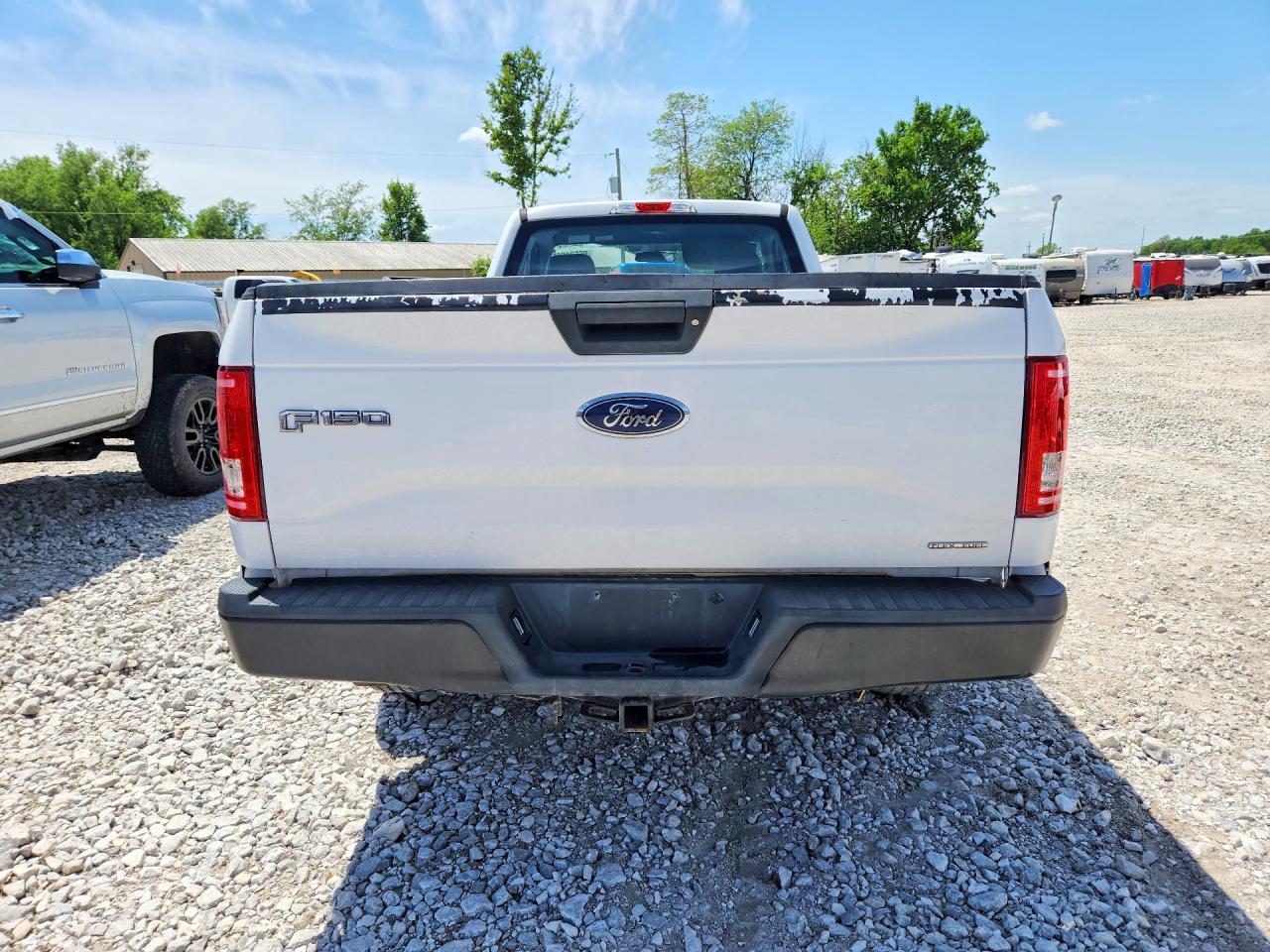 2016 Ford F150 - Фото 6