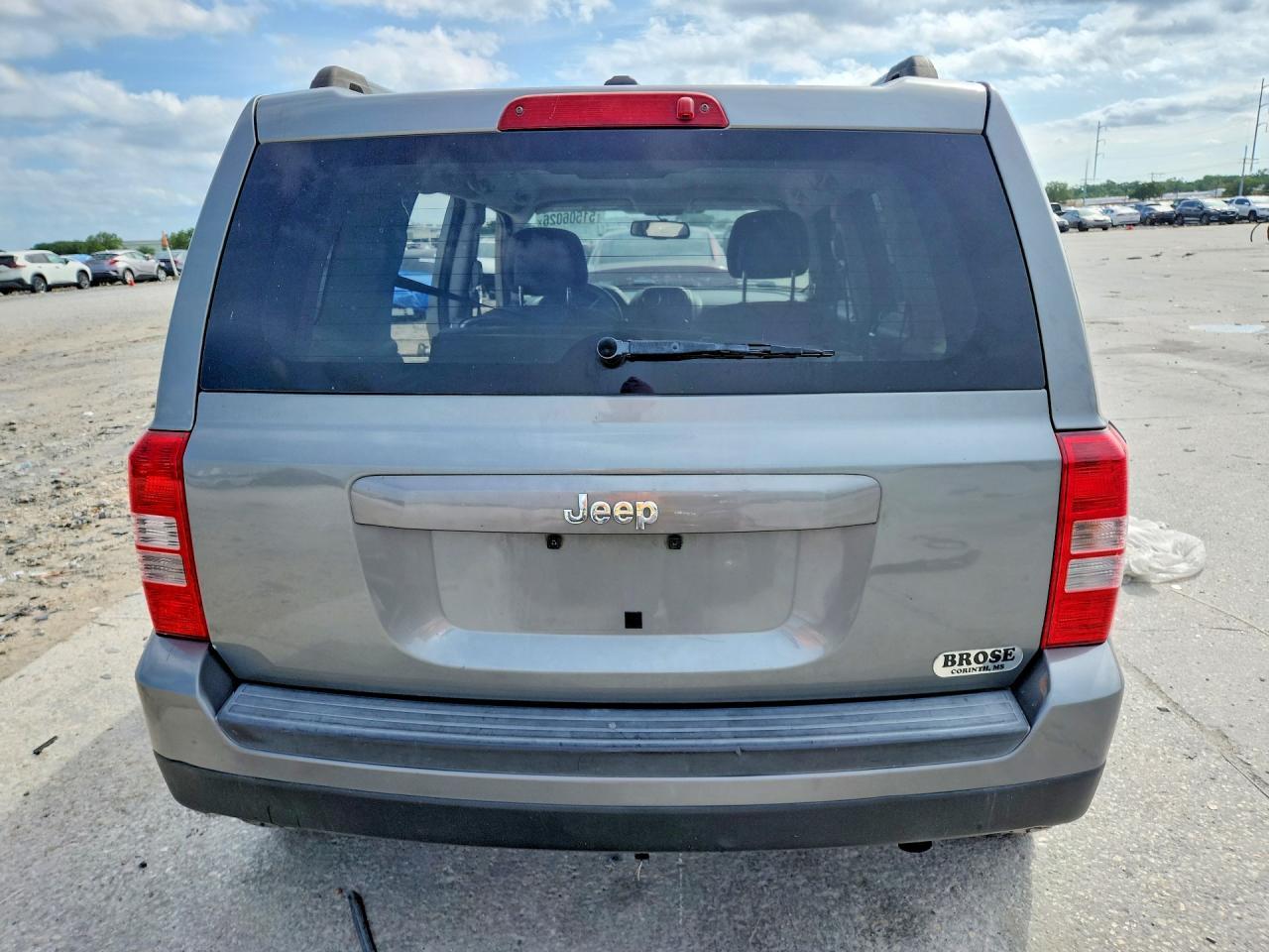 2013 Jeep Patriot - Image 6