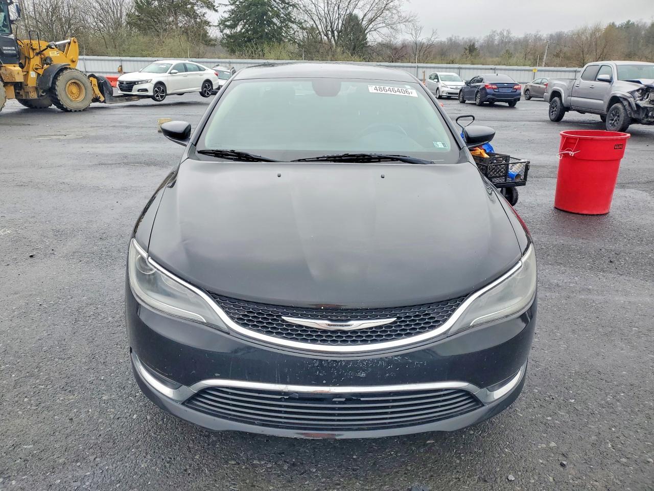 2015 Chrysler 200 Limited - Image 5