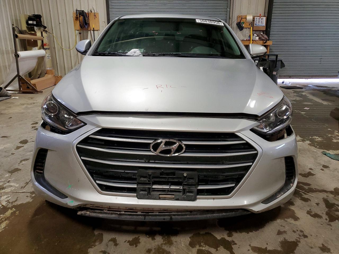 2018 Hyundai Elantra Se - Image 5