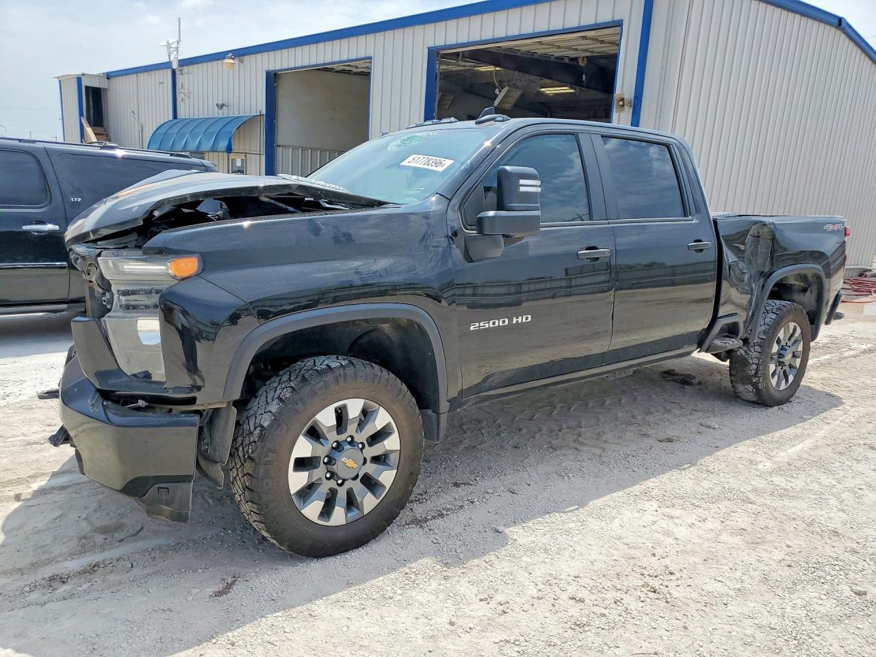 2022 Chevrolet Silverado K2500 Custom