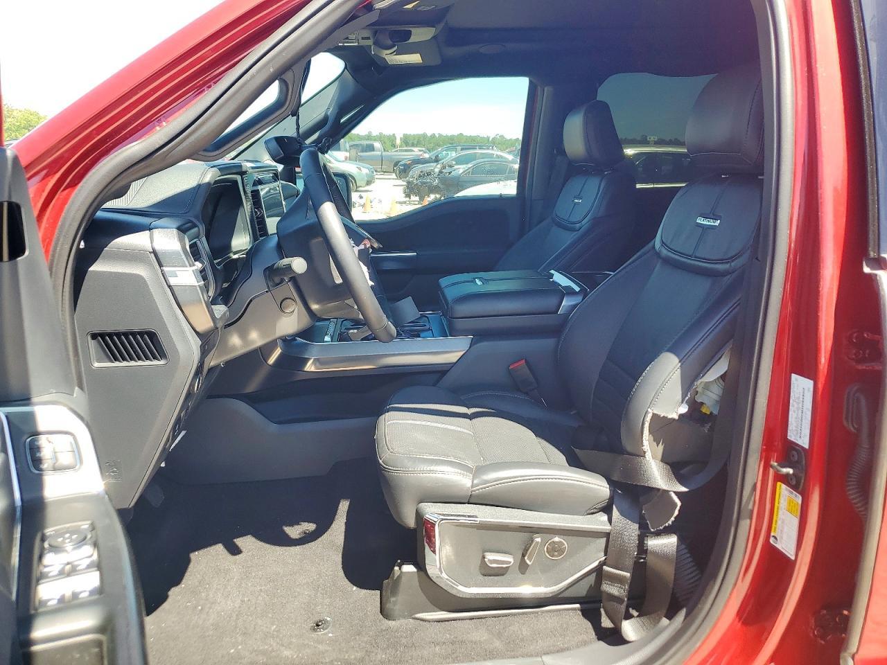 2025 Ford F150 Platinum - Фото 7