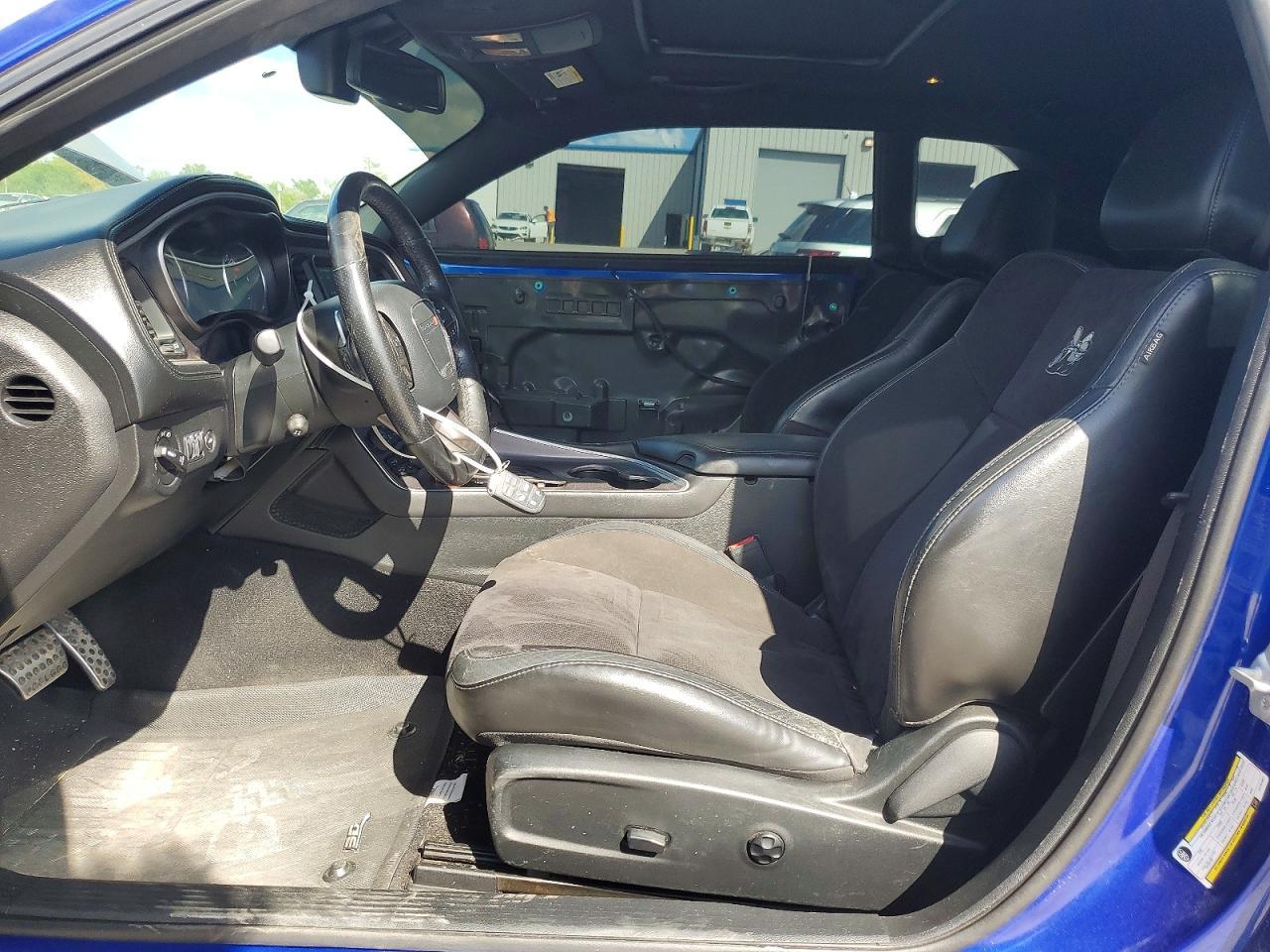 2020 Dodge Challenger R - Image 7