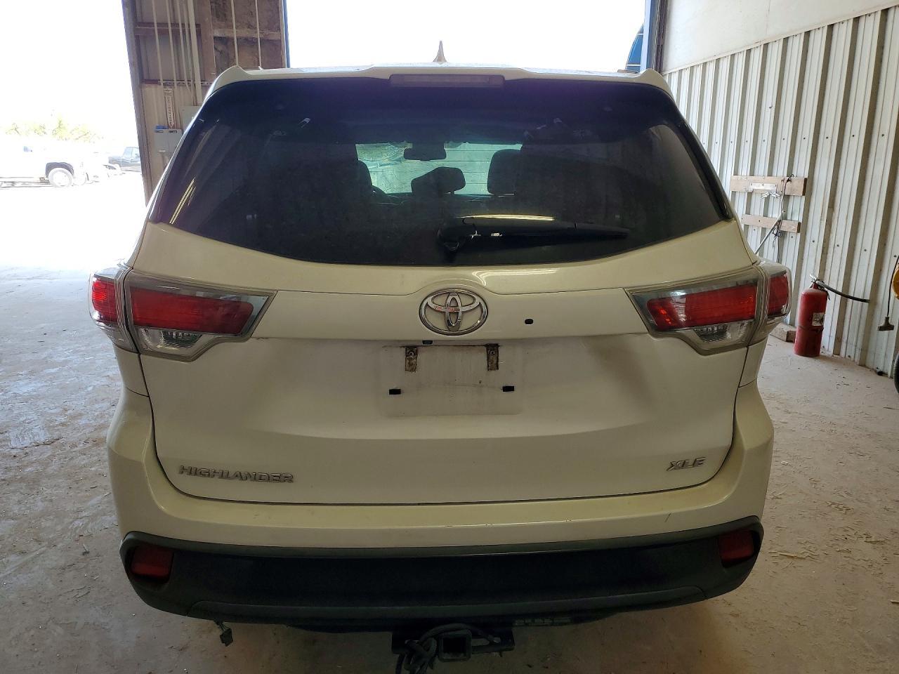 2016 Toyota Highlander Xle - Image 6