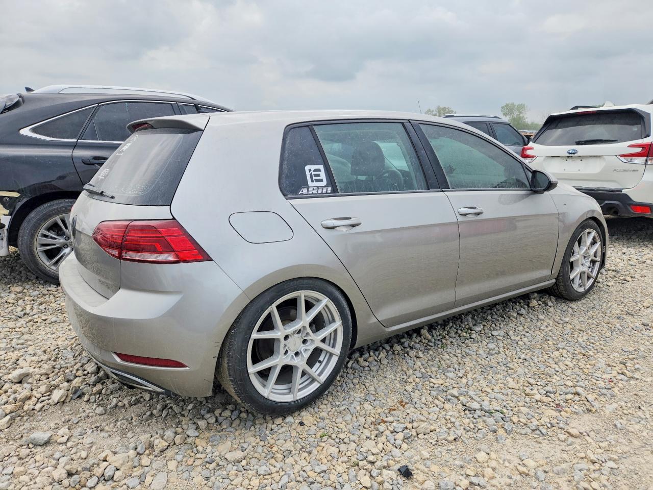 2018 Volkswagen Golf S - Image 3