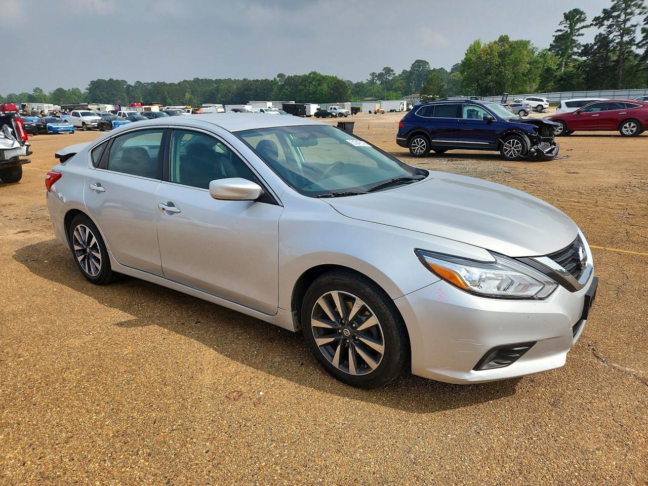 2017 Nissan Altima 2.5 Sv - Image 4