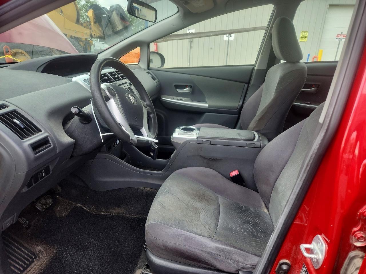 2012 Toyota Prius V Two - Фото 7