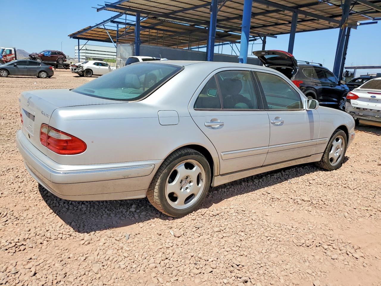 2001 Mercedes-Benz E 430 - Image 3