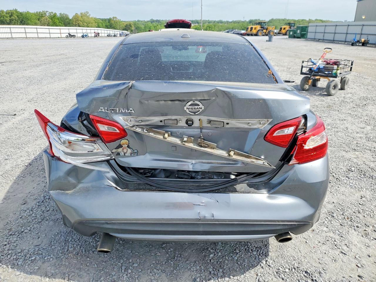 2017 Nissan Altima 2.5 Sv - Image 6