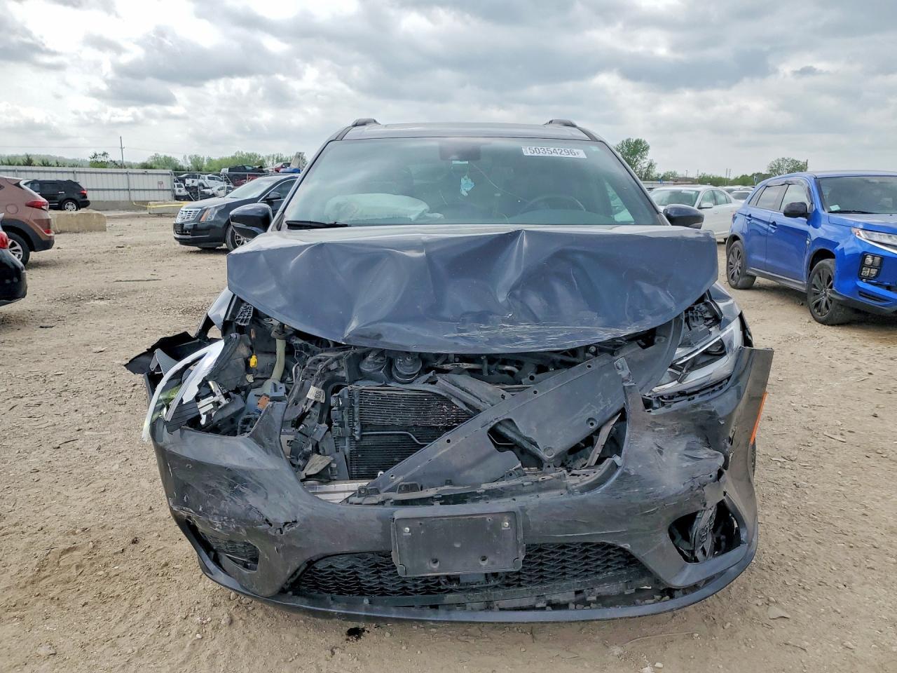2021 Chrysler Pacifica Limited - Фото 5