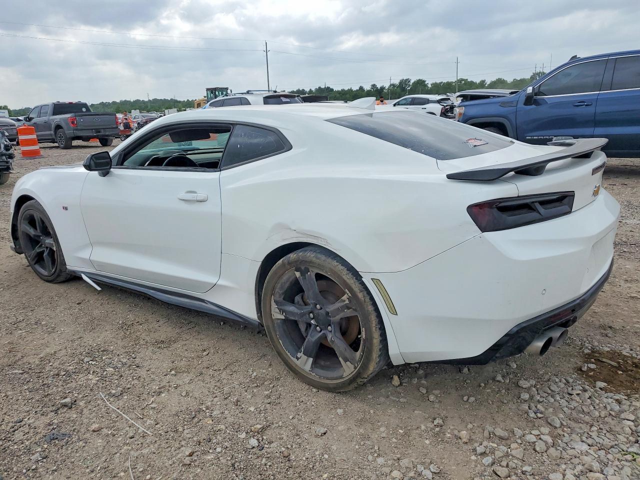 2016 Chevrolet Camaro Ss - Фото 2