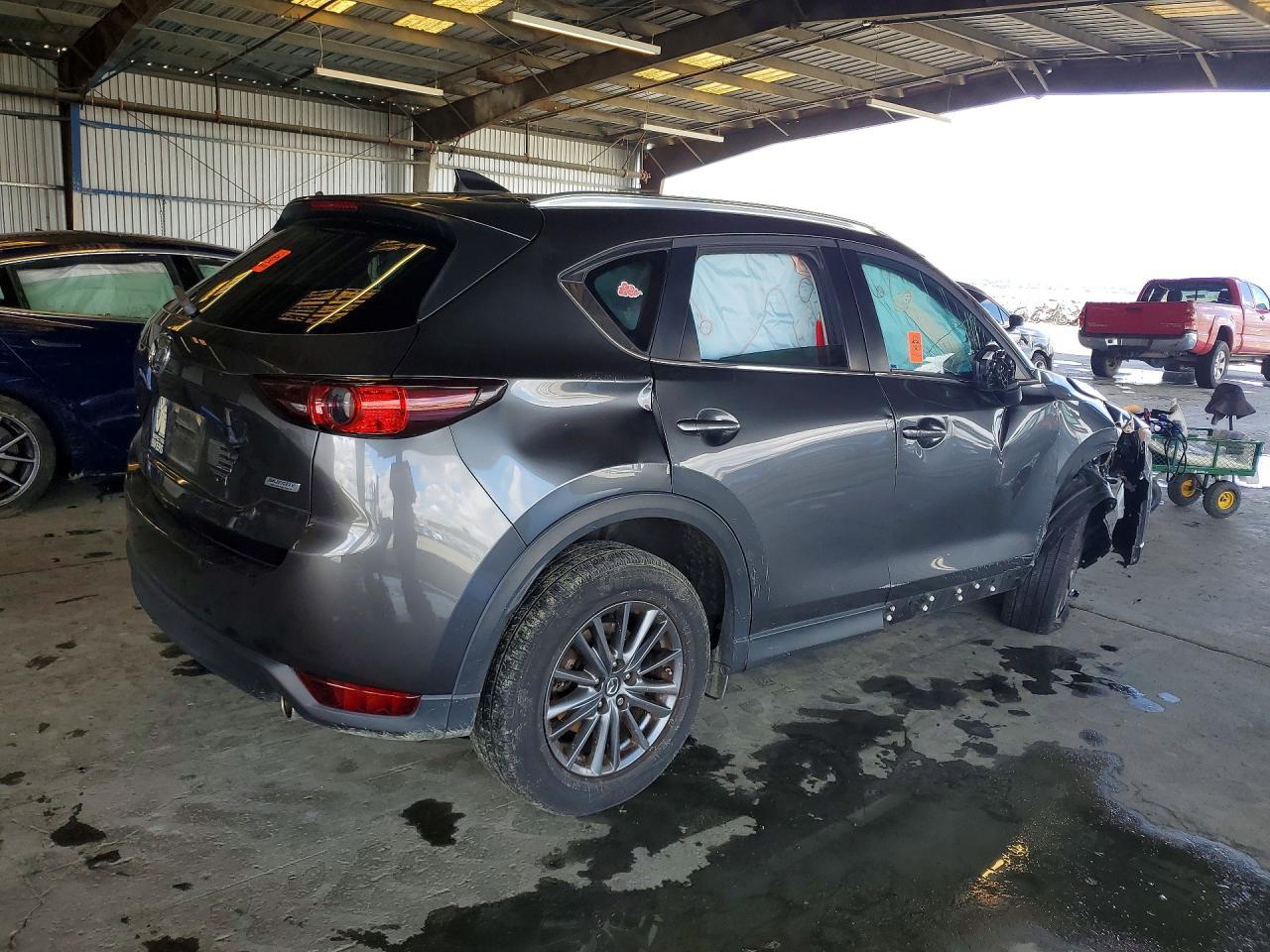 2019 Mazda Cx-5 Touring - Image 3