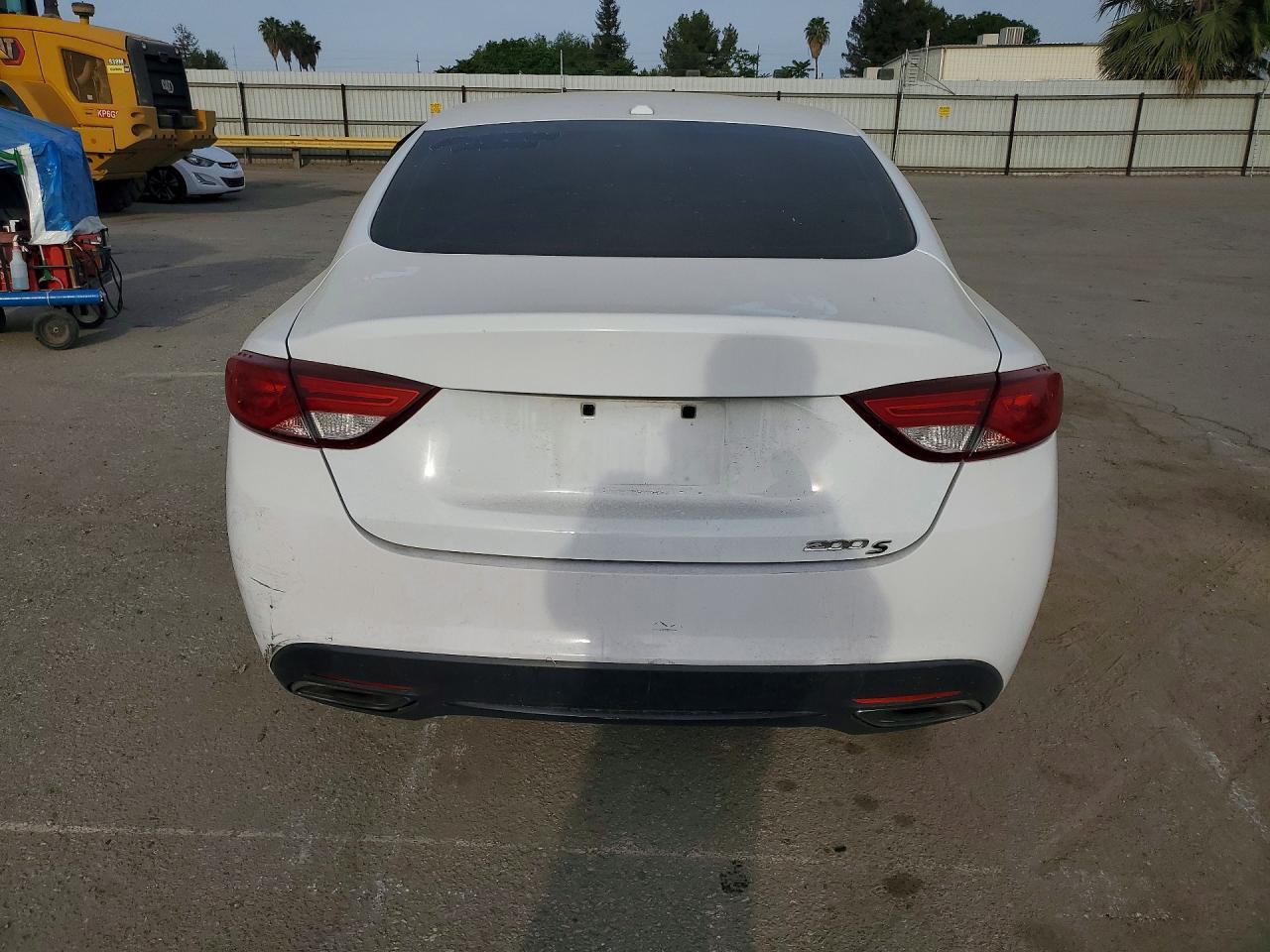 2015 Chrysler 200 S - Image 6