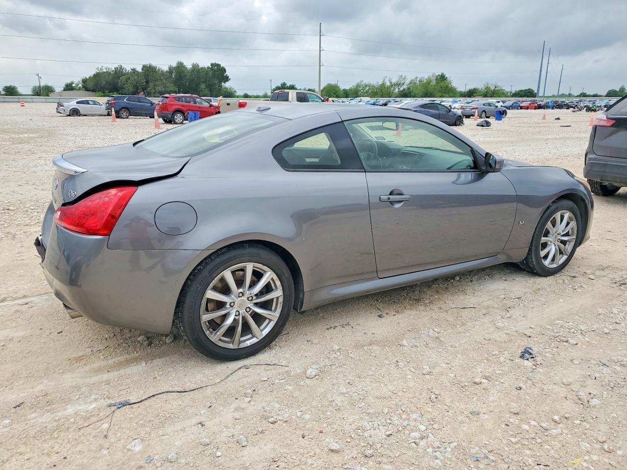 2014 Infiniti Q60 Coupe Base - Image 3