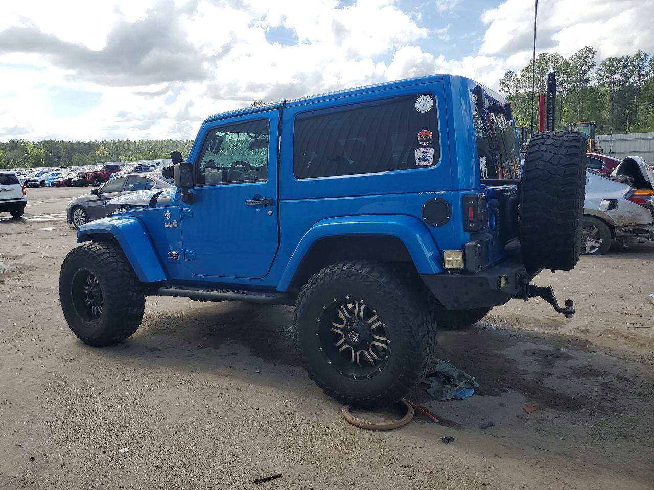 2014 Jeep Wrangler Sahara - Image 2