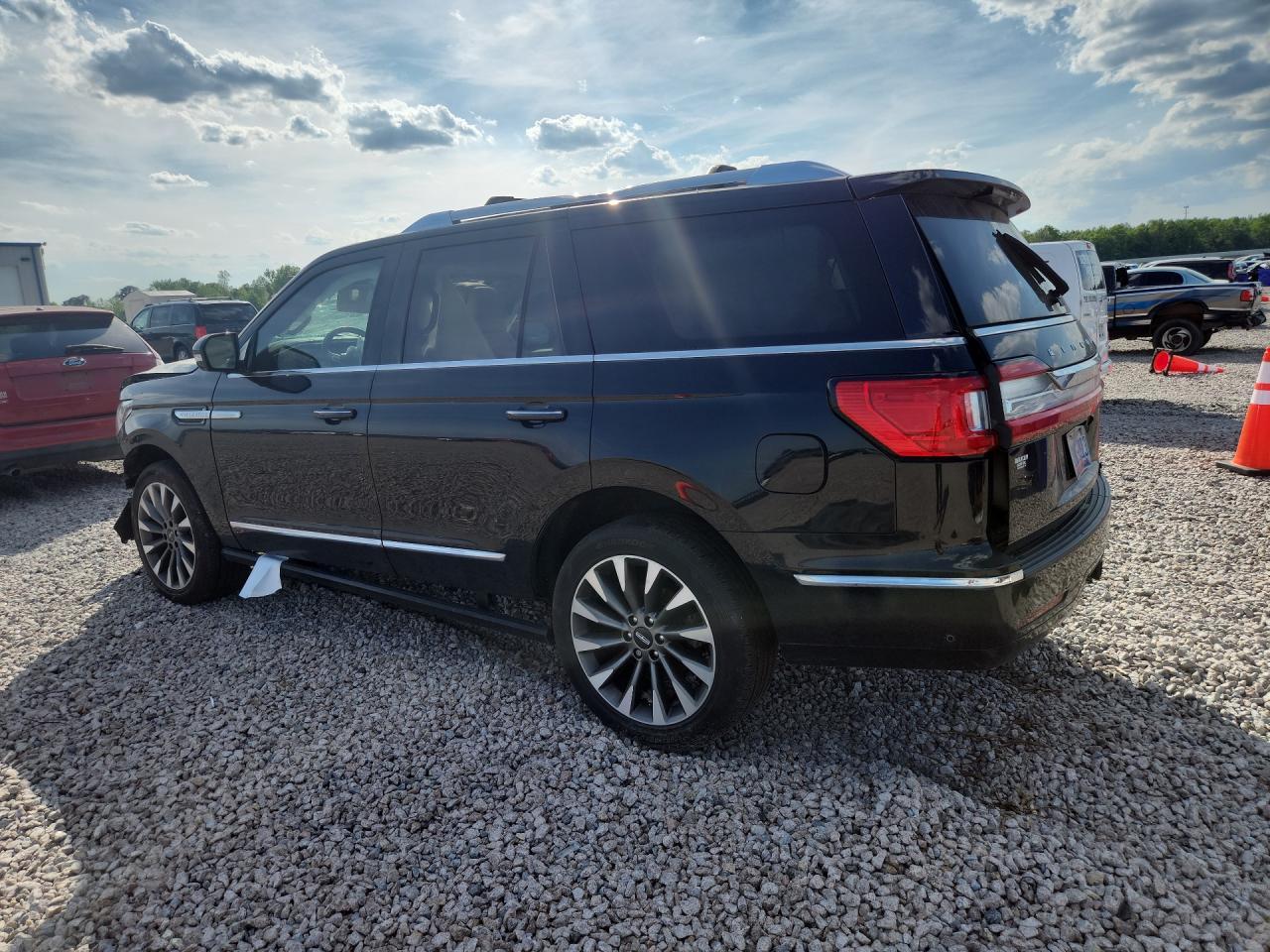 2021 Lincoln Navigator Reserve - Image 2