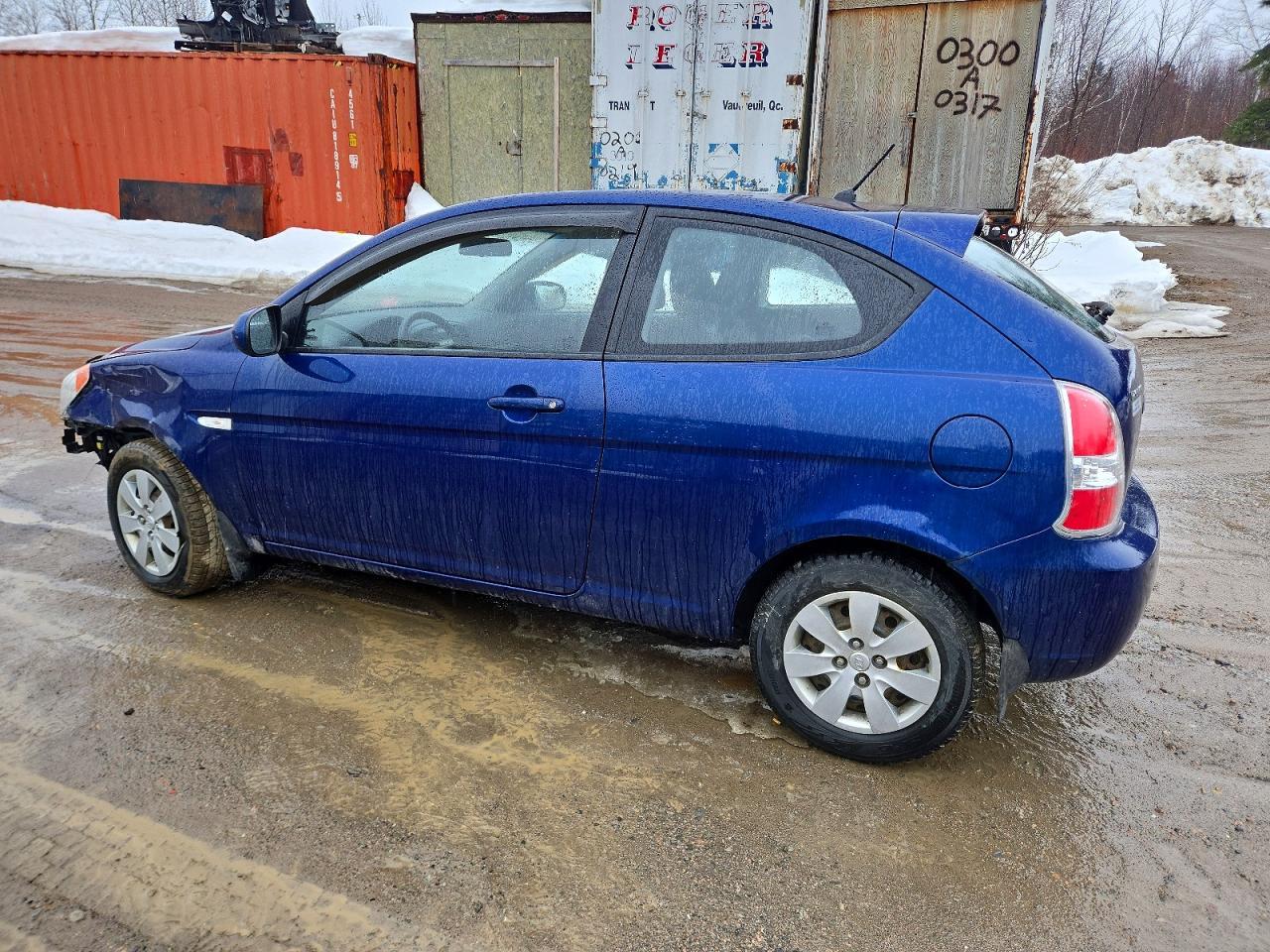 2011 Hyundai Accent Se - Фото 2