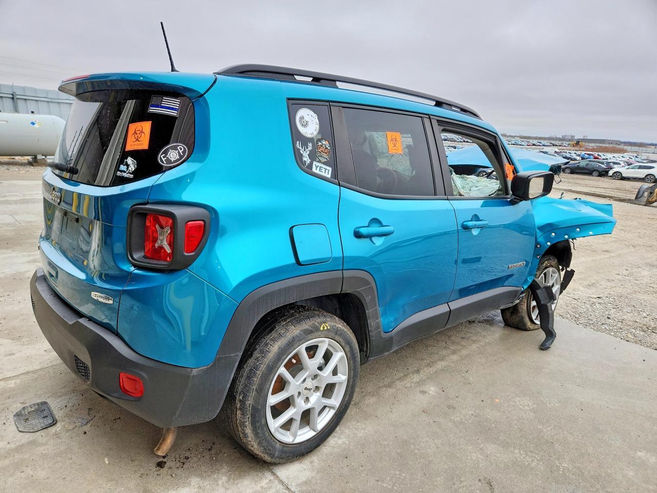 2022 Jeep Renegade Latitude - Image 3