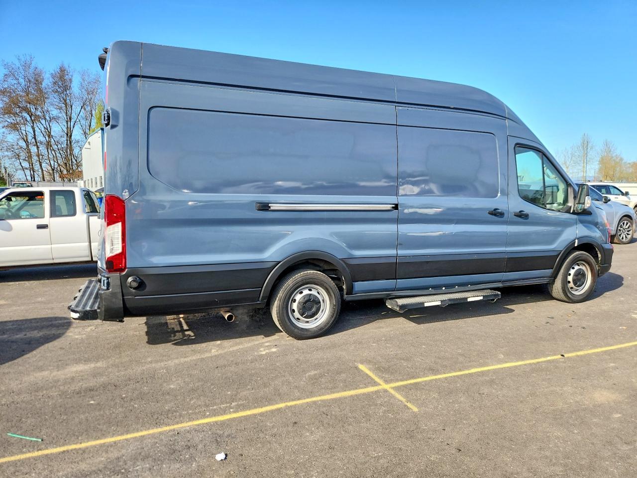 2020 Ford Transit T-250 - Image 3