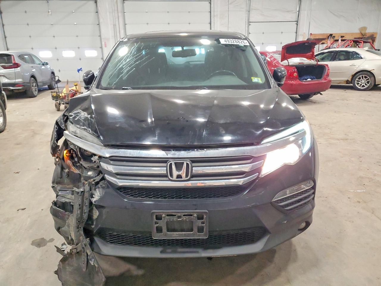 2018 Honda Pilot - Image 5
