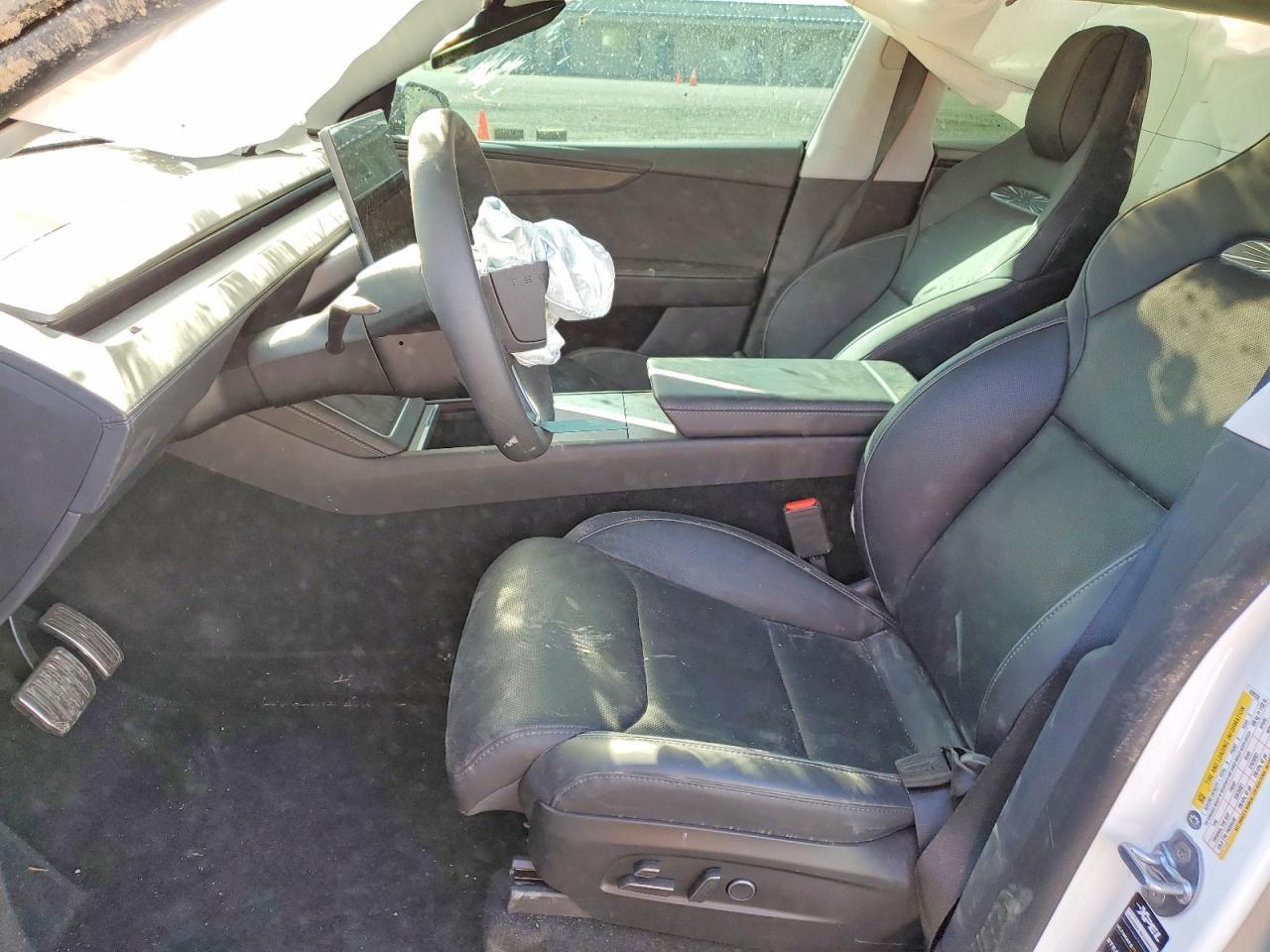 2026 Tesla Model Y - Image 7