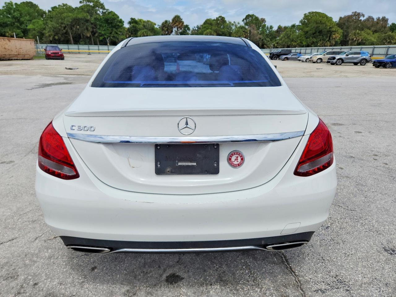 2017 Mercedes-Benz C 300 - Image 6