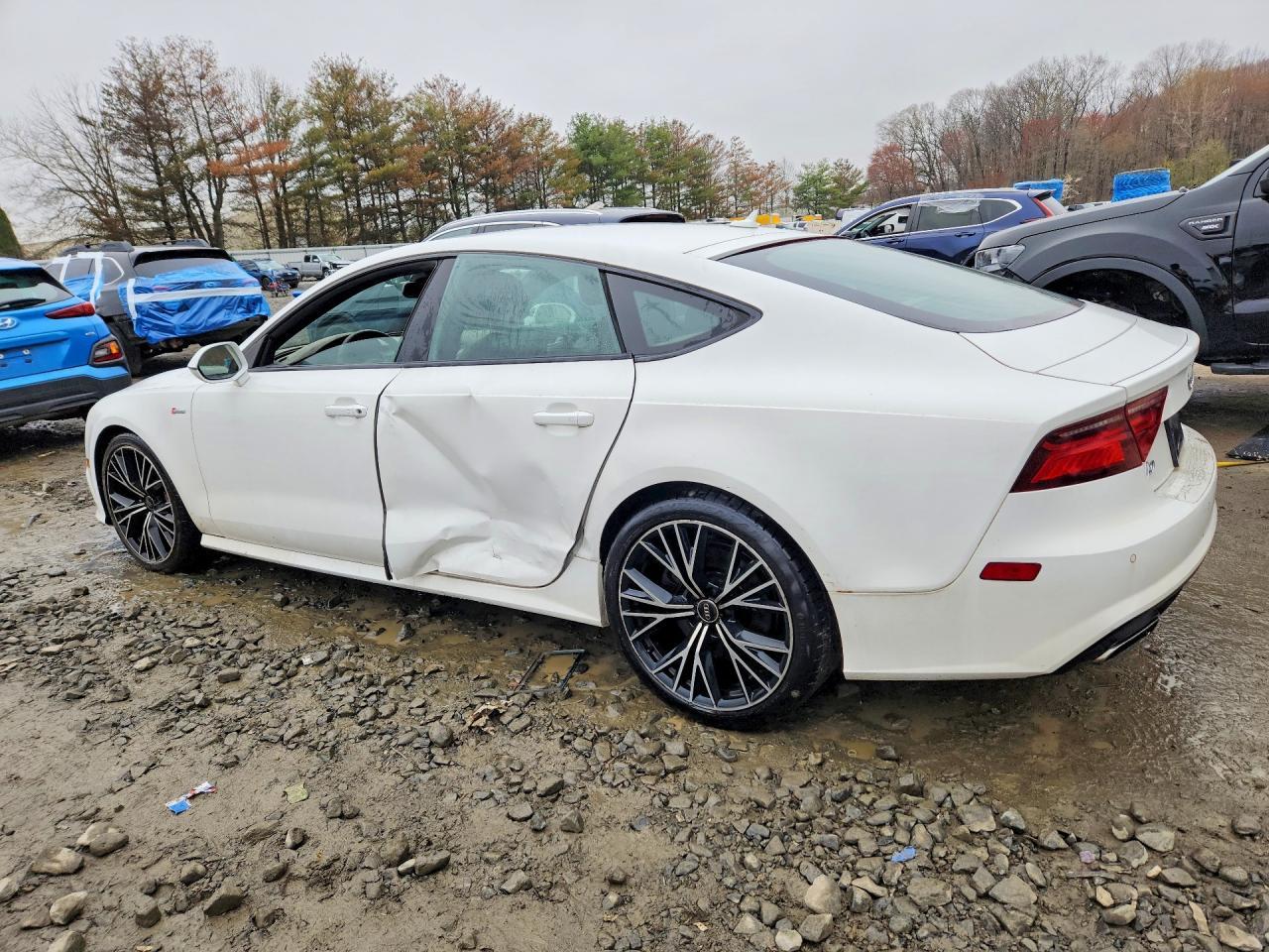 2016 Audi A7 Premium Plus - Image 2