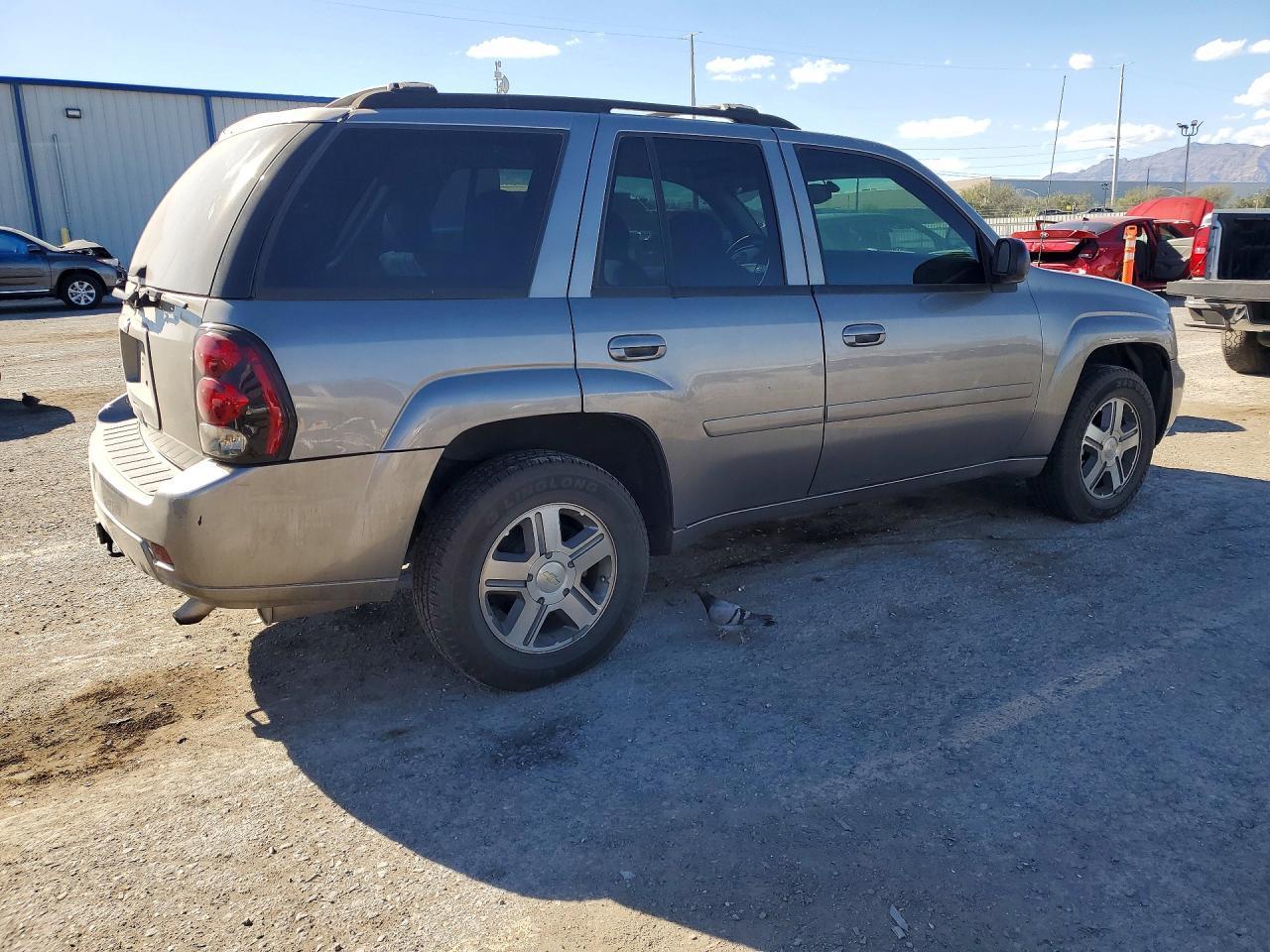 2006 Chevrolet Trailblazer Ls - Фото 3