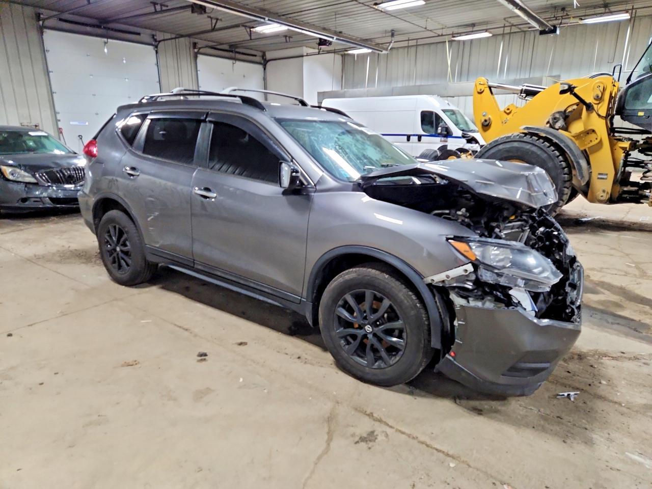 2017 Nissan Rogue Sv - Image 4