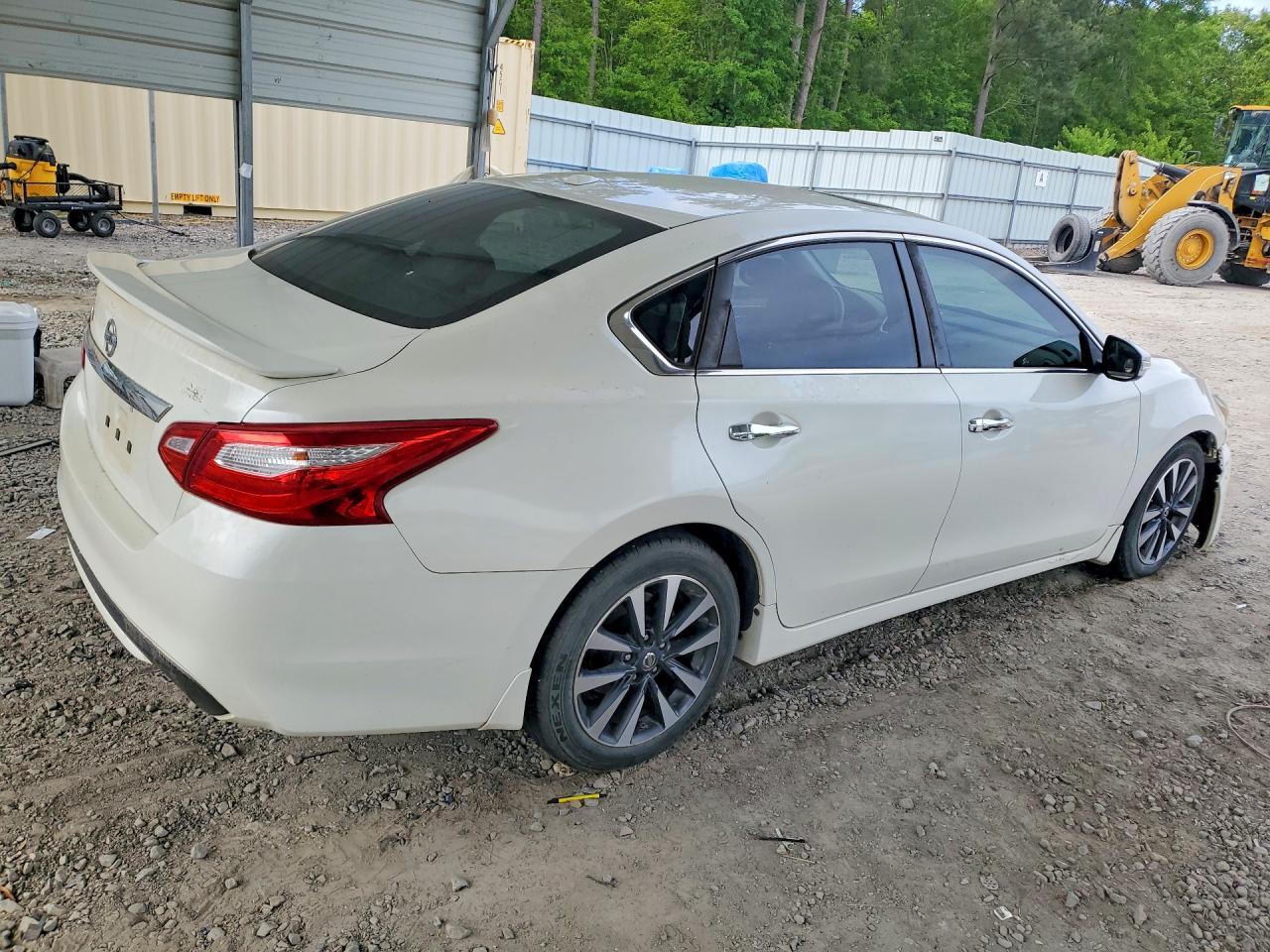 2017 Nissan Altima 2.5 Sl - Image 3