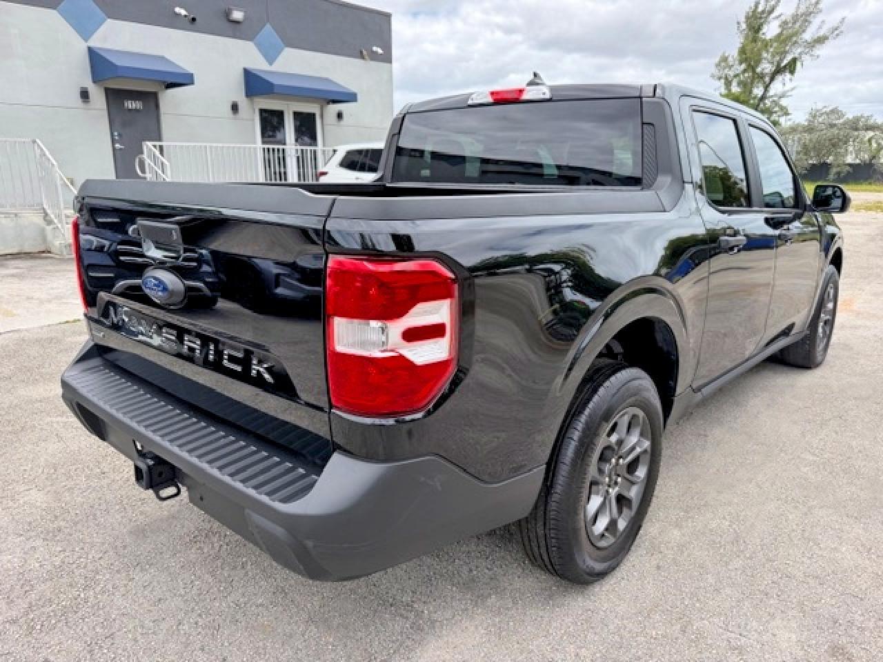 2024 Ford Maverick Xlt - Image 3