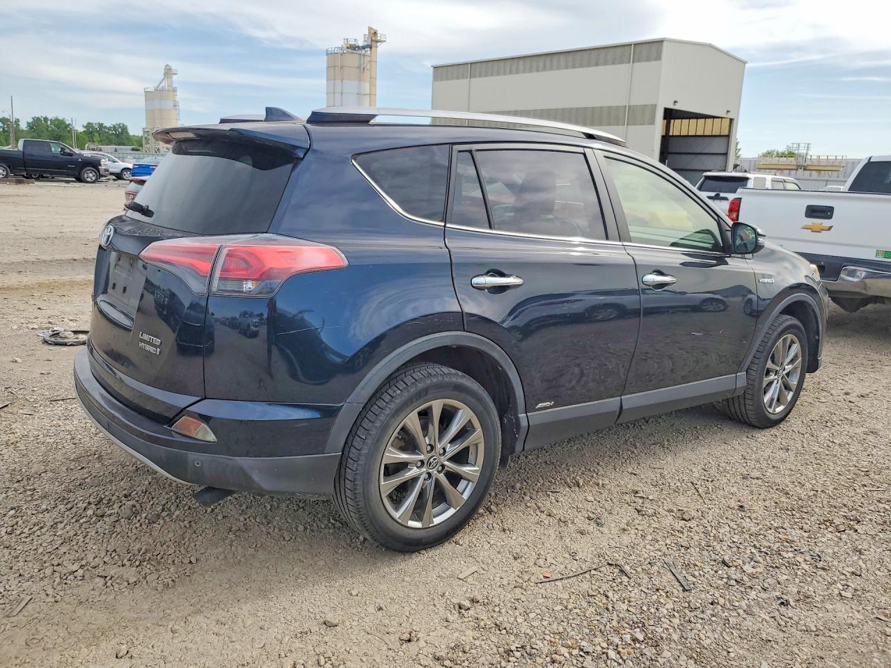 2017 Toyota Rav4 Hv Limited - Image 3