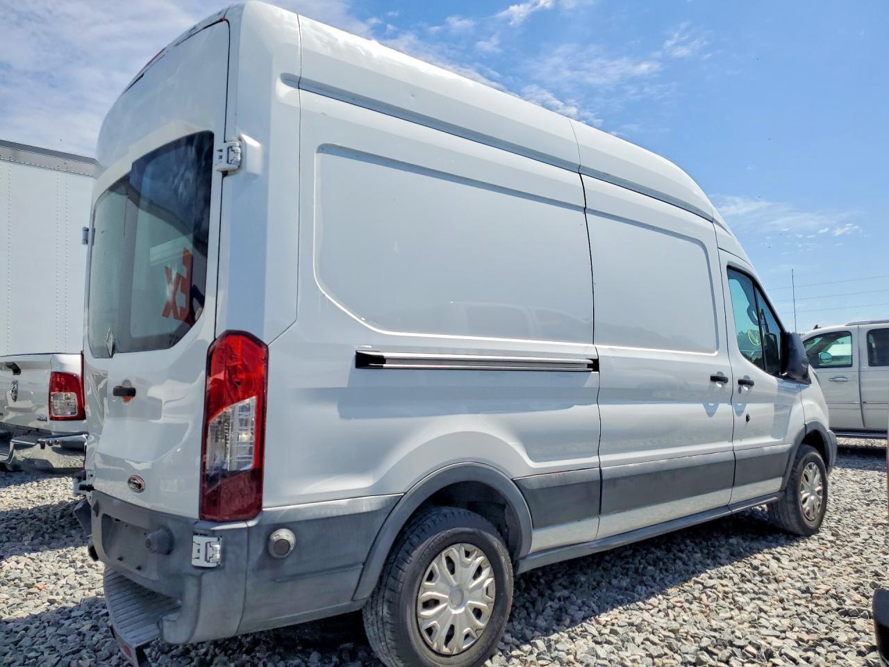 2017 Ford Transit T-250 - Фото 3