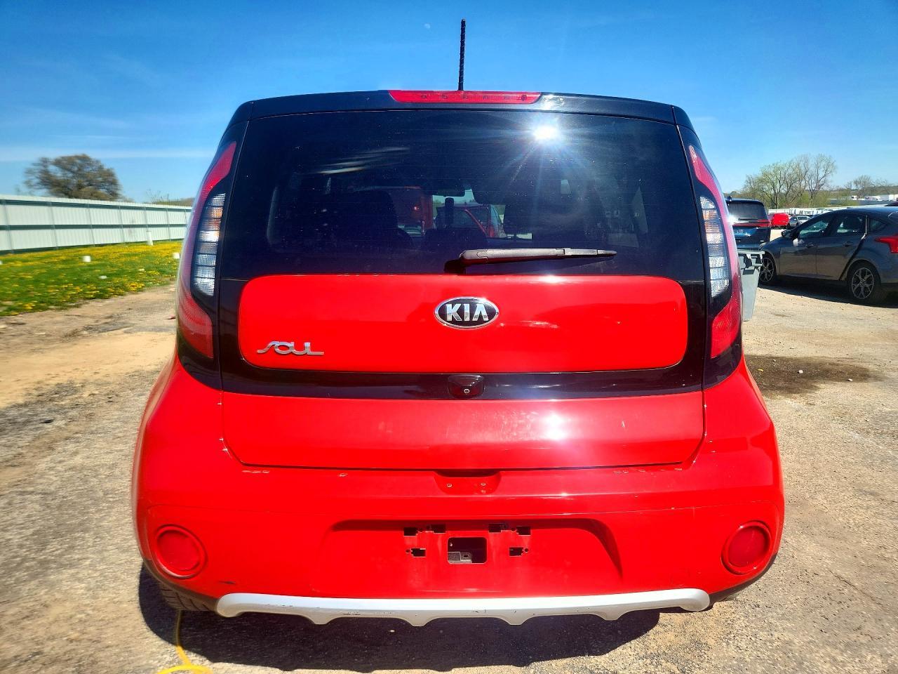 2017 Kia Soul + - Фото 6