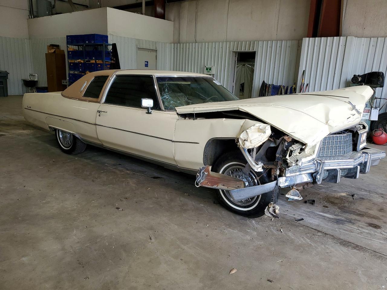 1976 Cadillac Deville - Фото 4
