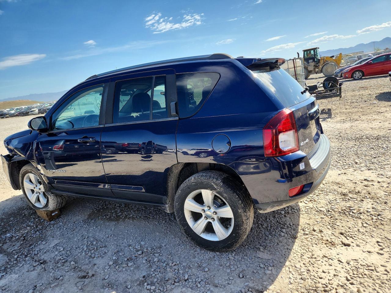 2014 Jeep Compass Latitude - Фото 2
