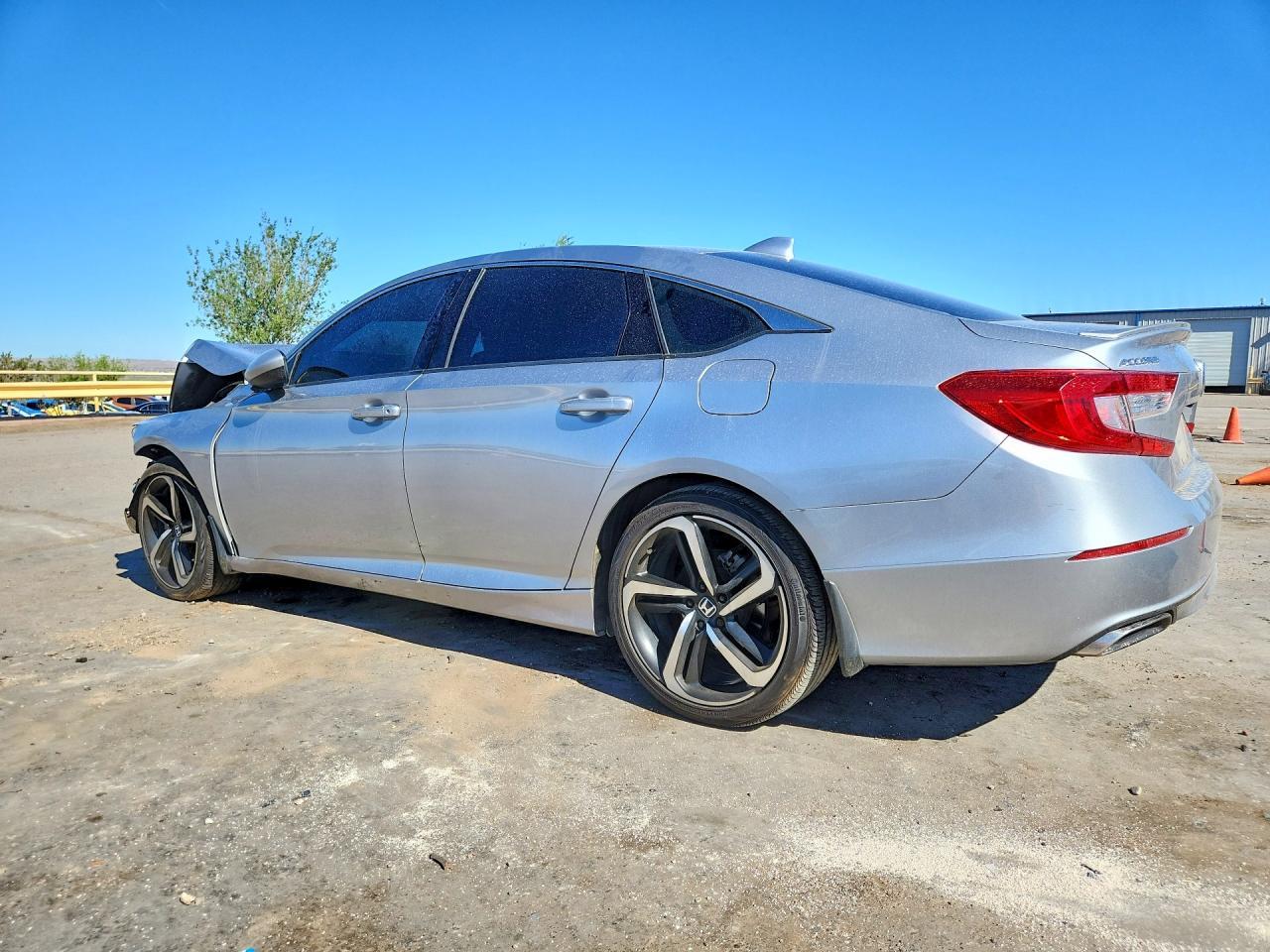 2018 Honda Accord Sport - Image 2