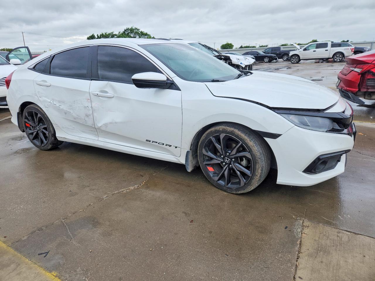 2019 Honda Civic Sport - Image 4