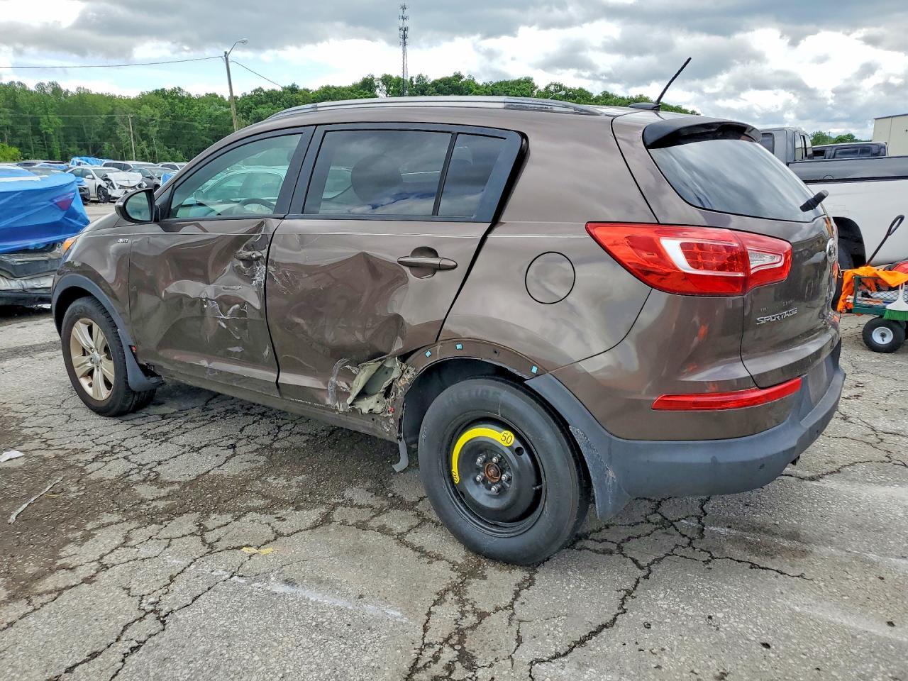 2013 Kia Sportage Lx - Image 2