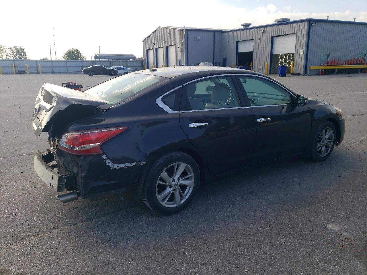 2013 Nissan Altima 2.5 - Image 3