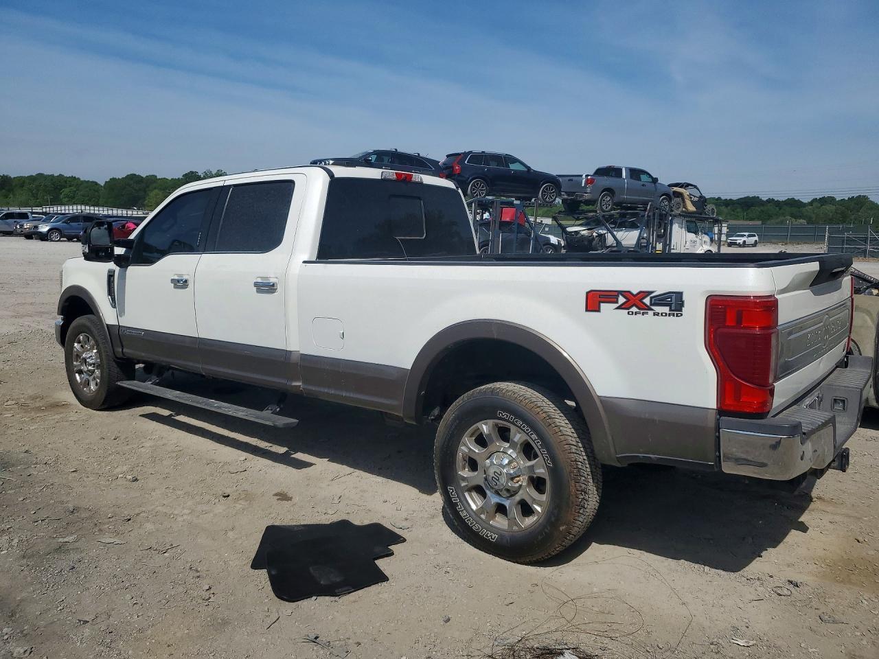 2021 Ford F350 Super Duty - Фото 2