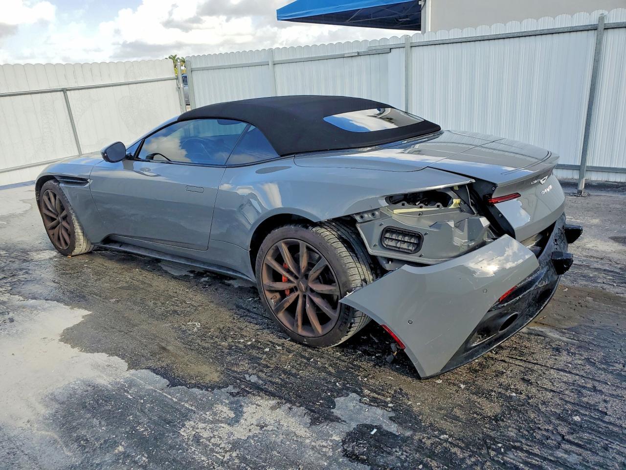 2020 Aston Martin Db11 - Фото 2