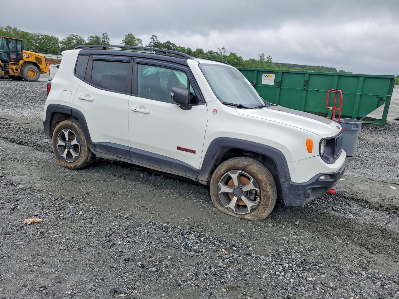 2019 Jeep Renegade Trailhawk - Image 4