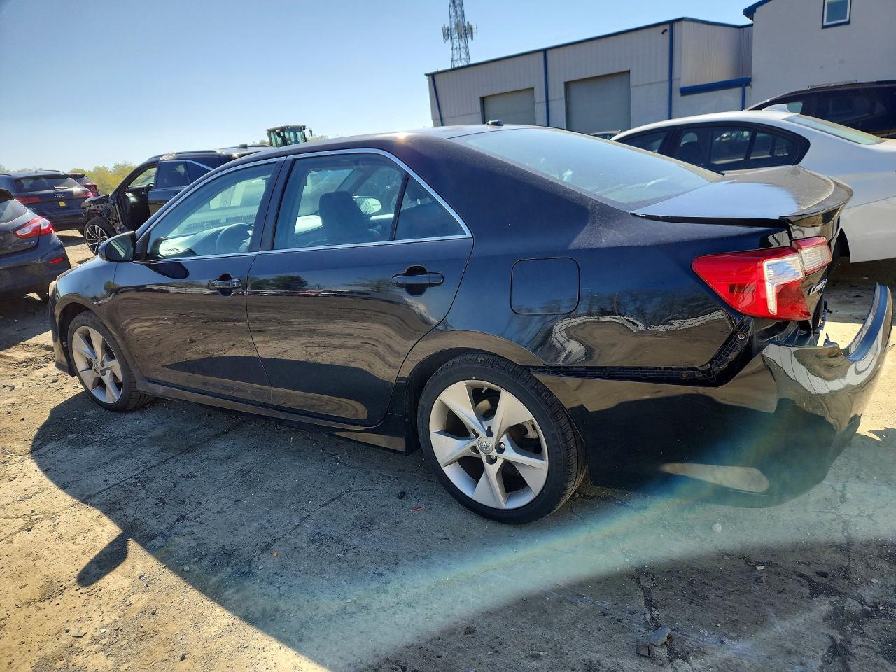2012 Toyota Camry Se Sport Limited Edition - Фото 2